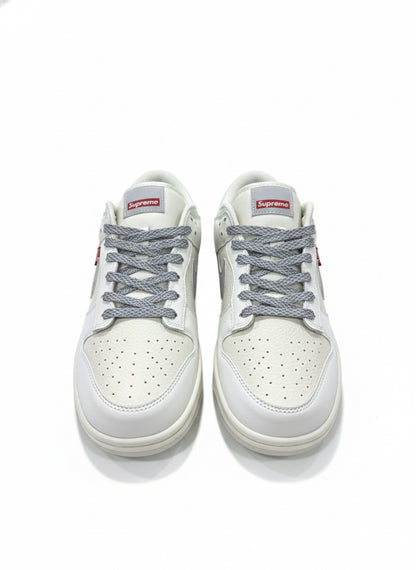Nike SB Supreme